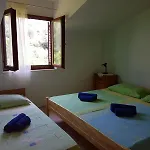 Marta Apartment *
